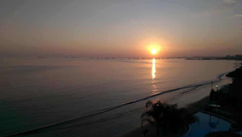 萨利纳斯Lindo Departamento Al Pie De Playa Edificio Torre Oceanica公寓 外观 照片