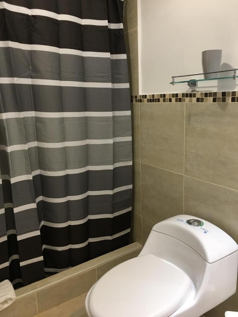 萨利纳斯Lindo Departamento Al Pie De Playa Edificio Torre Oceanica公寓 外观 照片